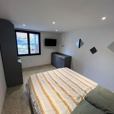 Appartamento Le Petit Coin Du Fau Montauban Esterno foto