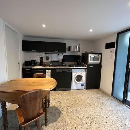 Appartamento Le Petit Coin Du Fau Montauban Esterno foto